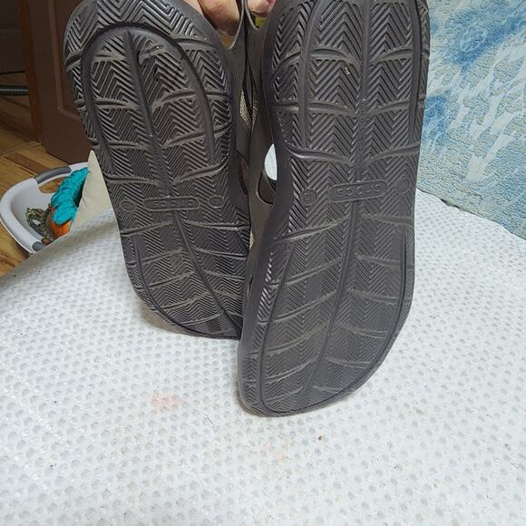 CROCS EUC MENS SZ 10 SWIFTWATER MESH DECK SANDALS - Picture 4 of 8